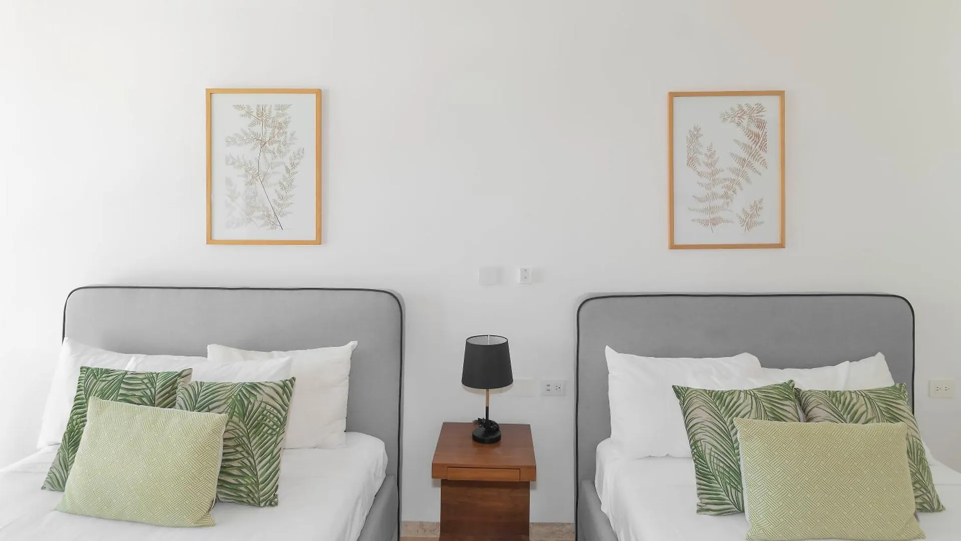 Luxurious & Attractive The Shore I Playa del Carmen 0*,