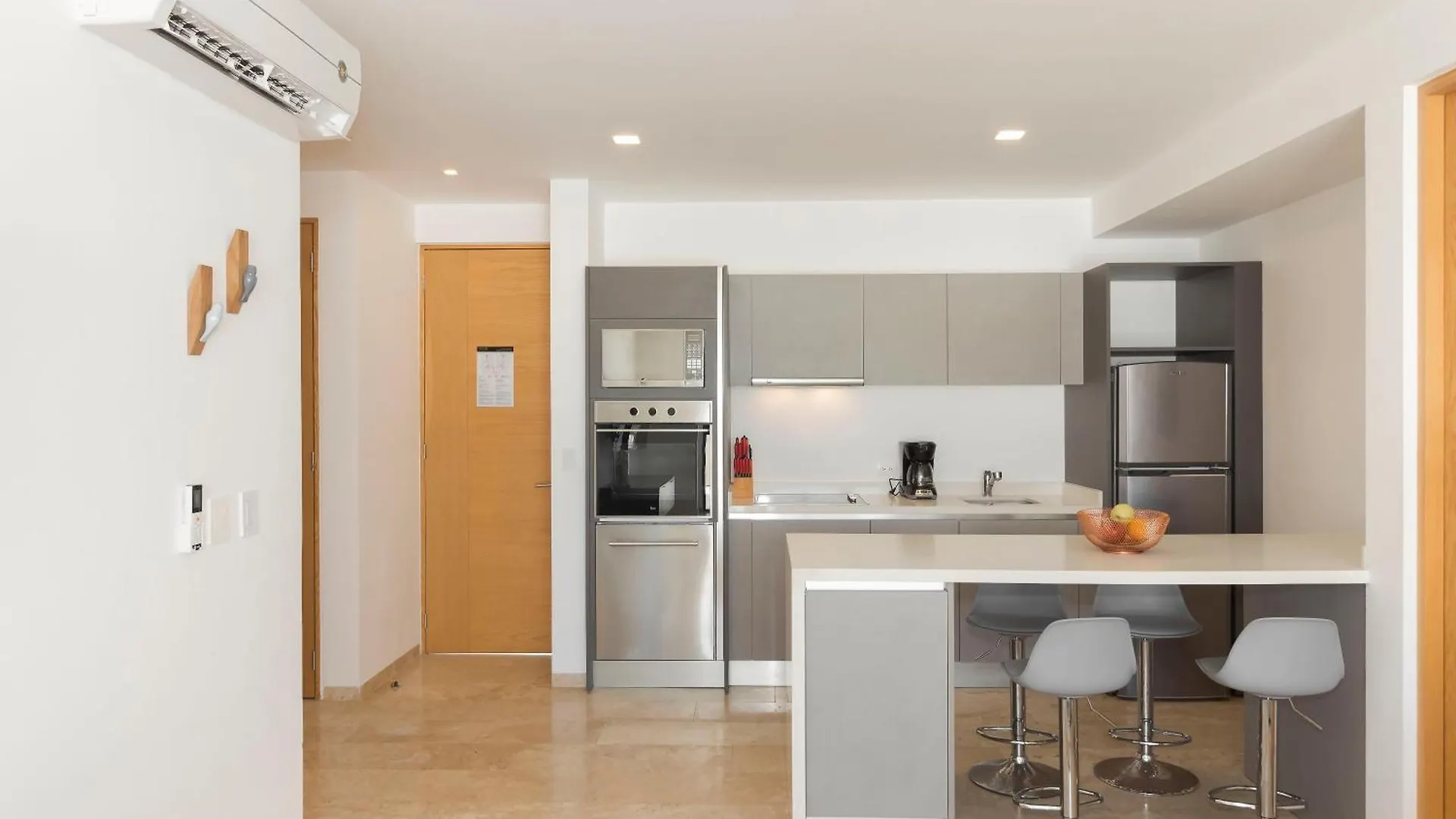 Luxurious & Attractive The Shore I Playa del Carmen Apartamento